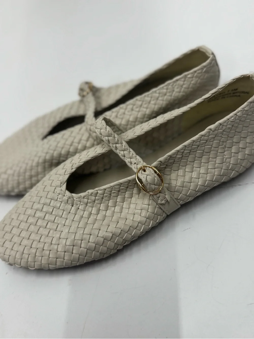 House of Harlow 1960 Bistro Off White Woven Ballet Flats Strap / Buckle Size 7.5